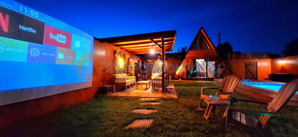 Kartepe Rahmiye de 1+1 Kapalı Iısıtma Havuzlu, Şömineli, Muhafazakar Bungalov